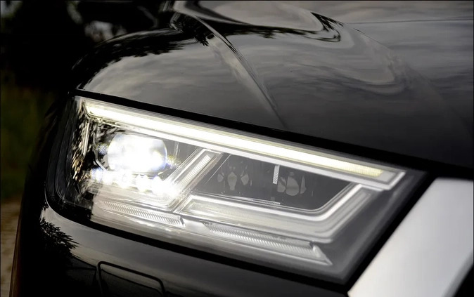 Audi Q5 cena 105800 przebieg: 205736, rok produkcji 2018 z Świdnica małe 781